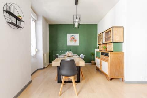 Maison De Ville Avec Garage Et Terrasse Lourdes Eksteriør bilde